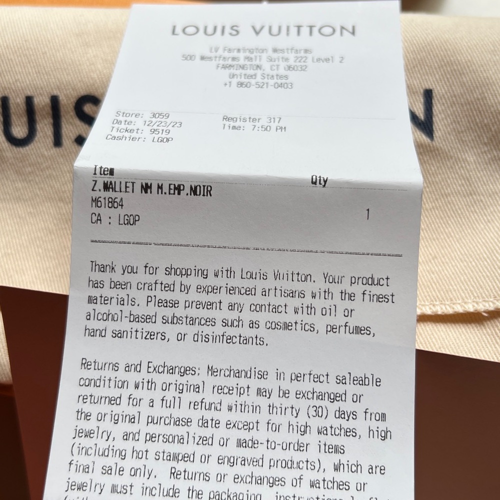 Louis Vuitton Zippy Wallet M61864 - Picture 5 of 15